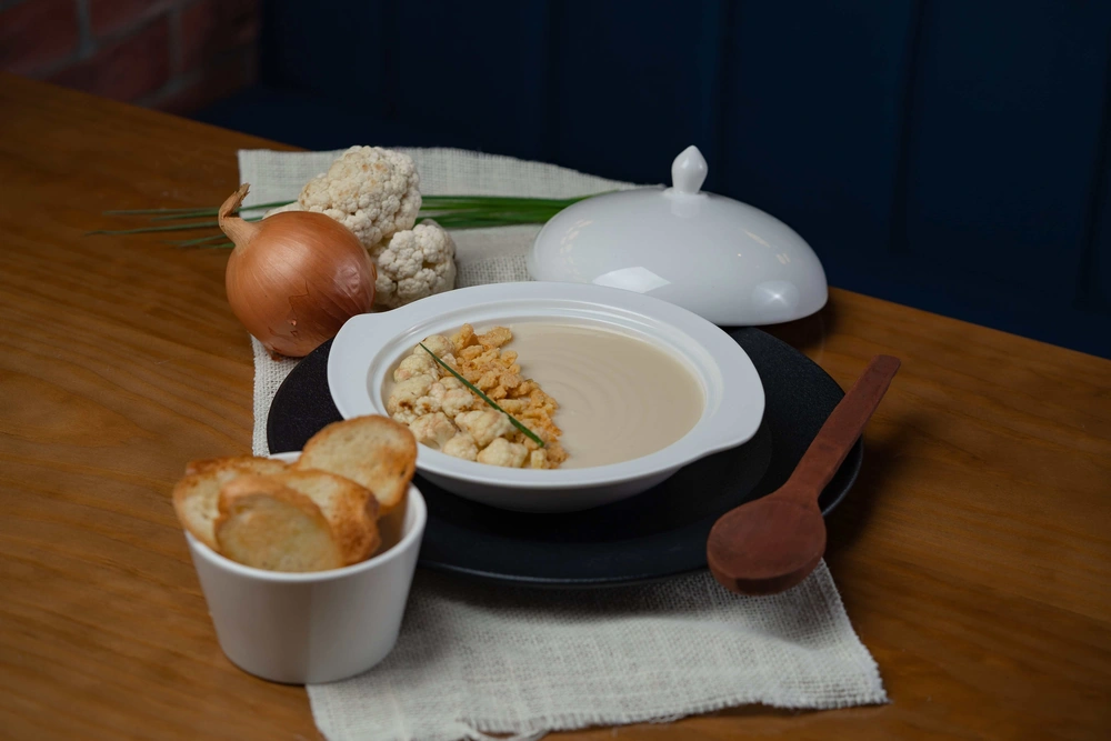 CAULIFLOWER SOUP