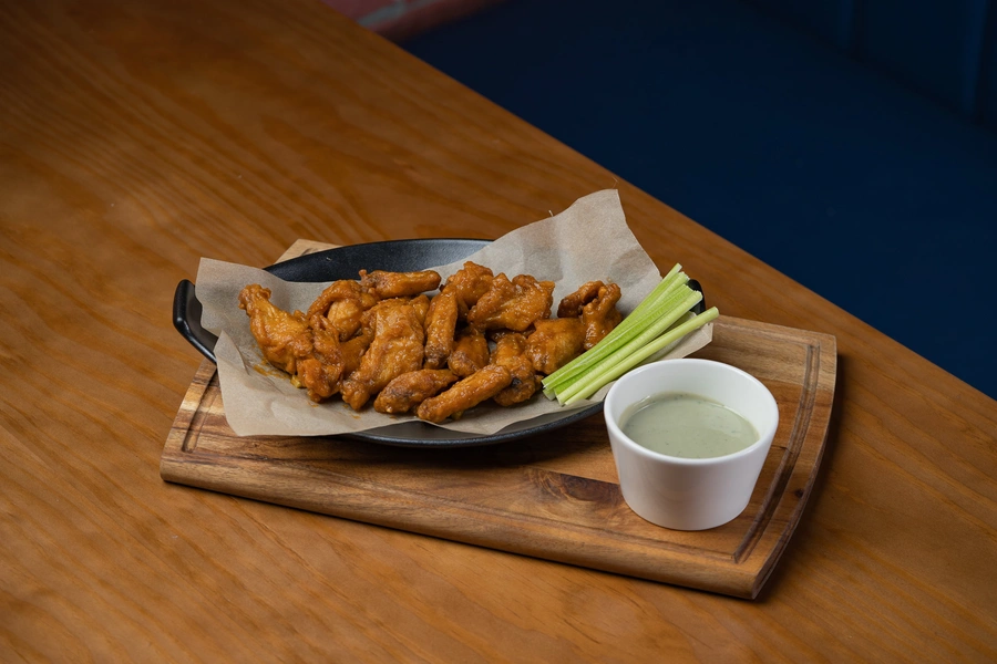 BUFFALO WINGS